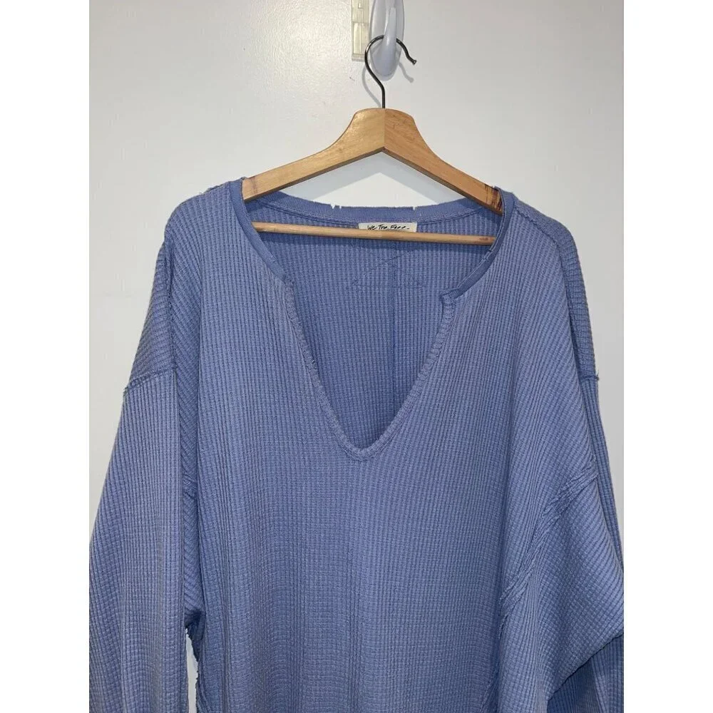 Free People Coraline Blue Waffle Knit V-Neck Oversized Pullover Sweater Medium
